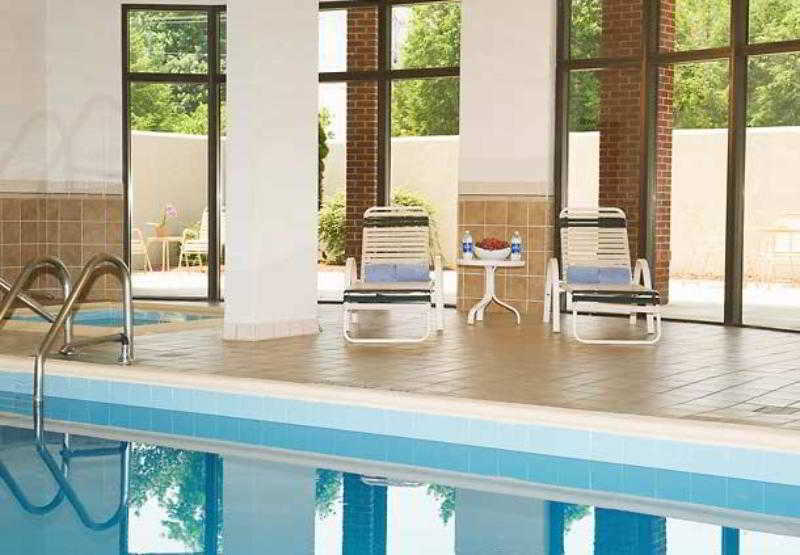 Courtyard By Marriott Bloomington Hotell Exteriör bild